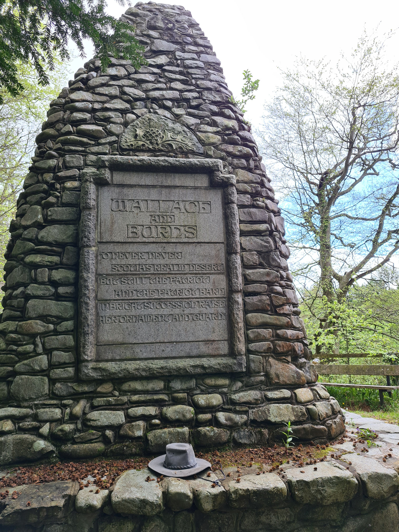 Stone cairn dedicated to William Wallace and Robert Burns.