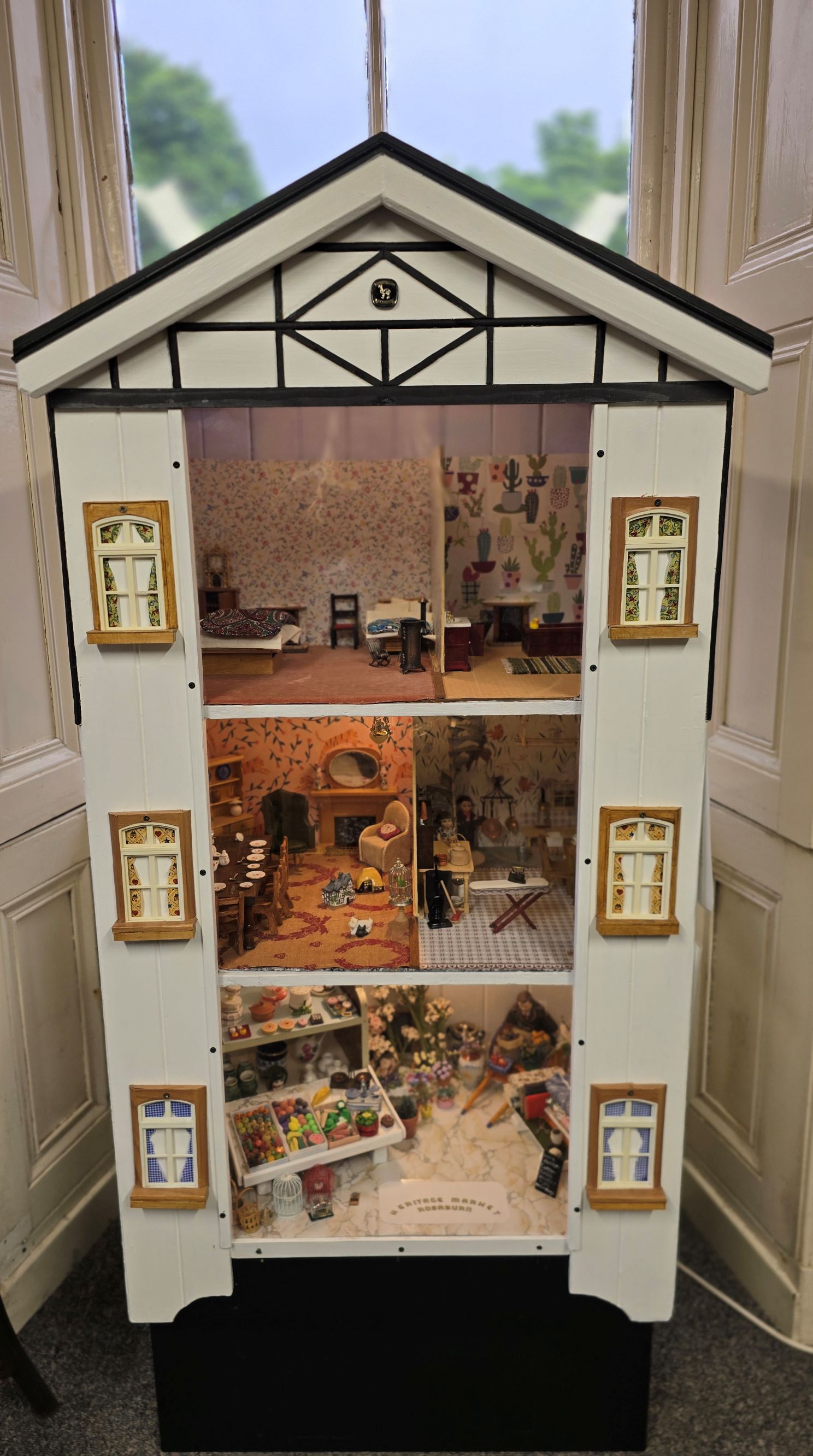 A beautiful old style dolls house