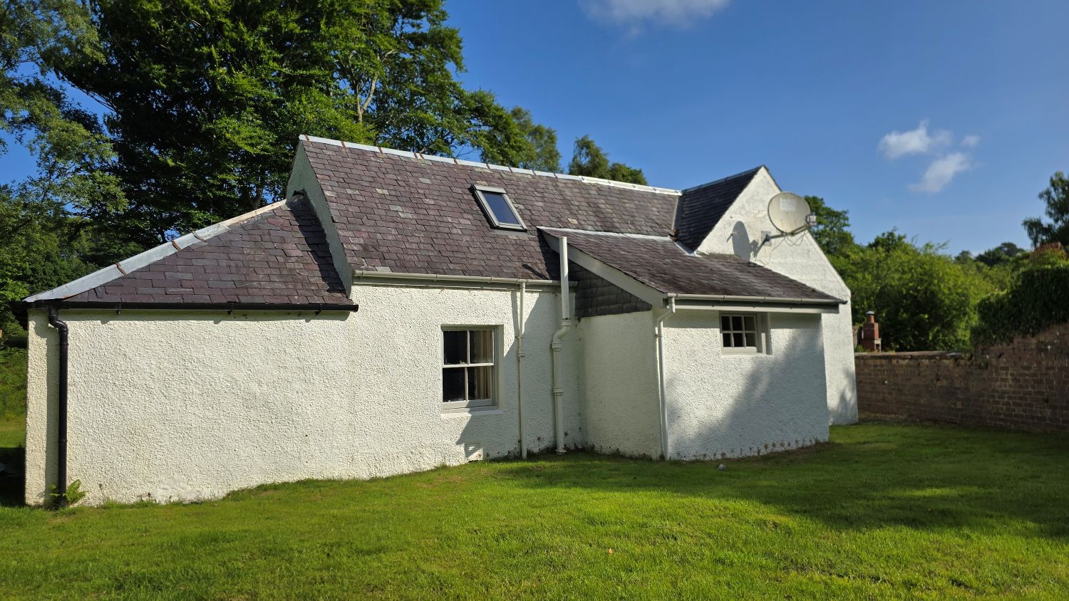 A little white cottage